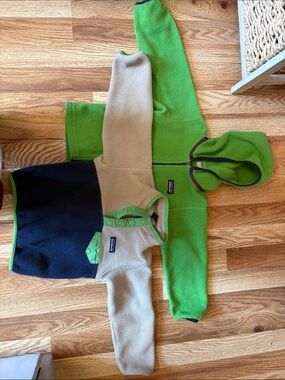 Patagonia Kids Fleece Pullover / zip up - Bright Green, Tan, Navy set 3T